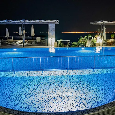 Comfortable With Sea View In Dolce 2 By Menada Apartman